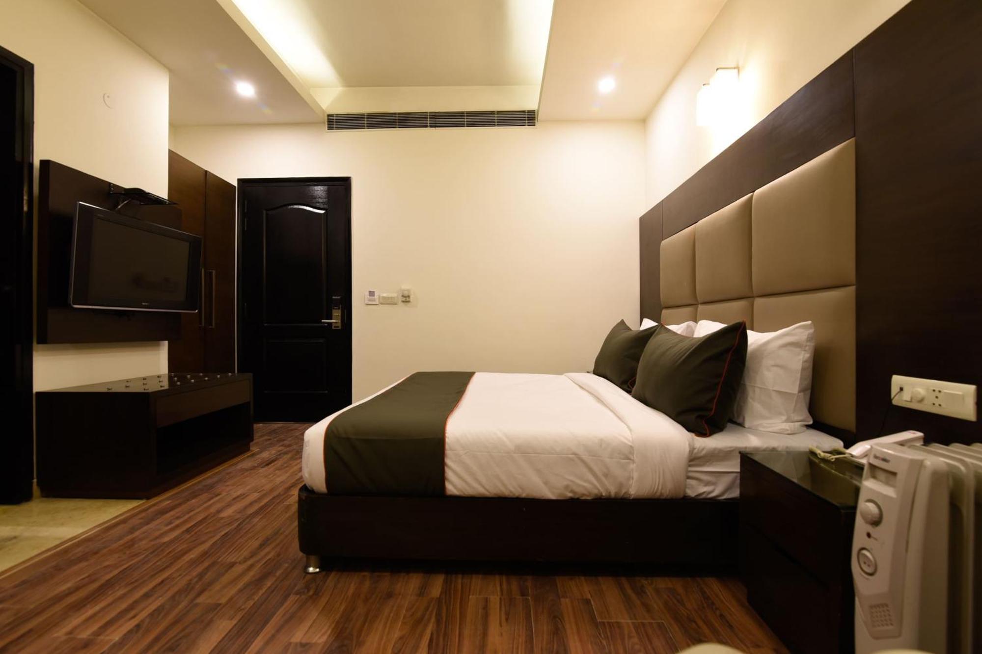 Hotel O Venkata Sai Sadan Mathrusree Nagar Kondapur  Exterior foto