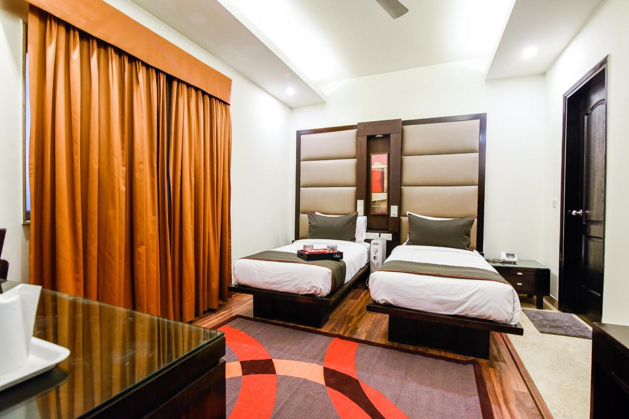Hotel O Venkata Sai Sadan Mathrusree Nagar Kondapur  Exterior foto